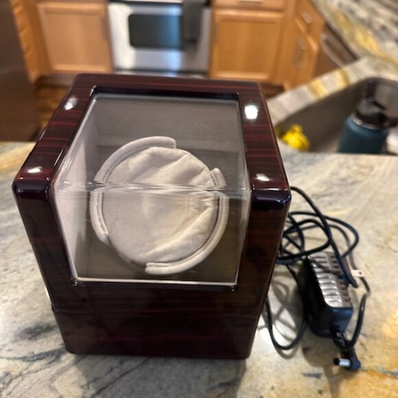Chiyoda Single Watch Winder - Picture 2 of 4